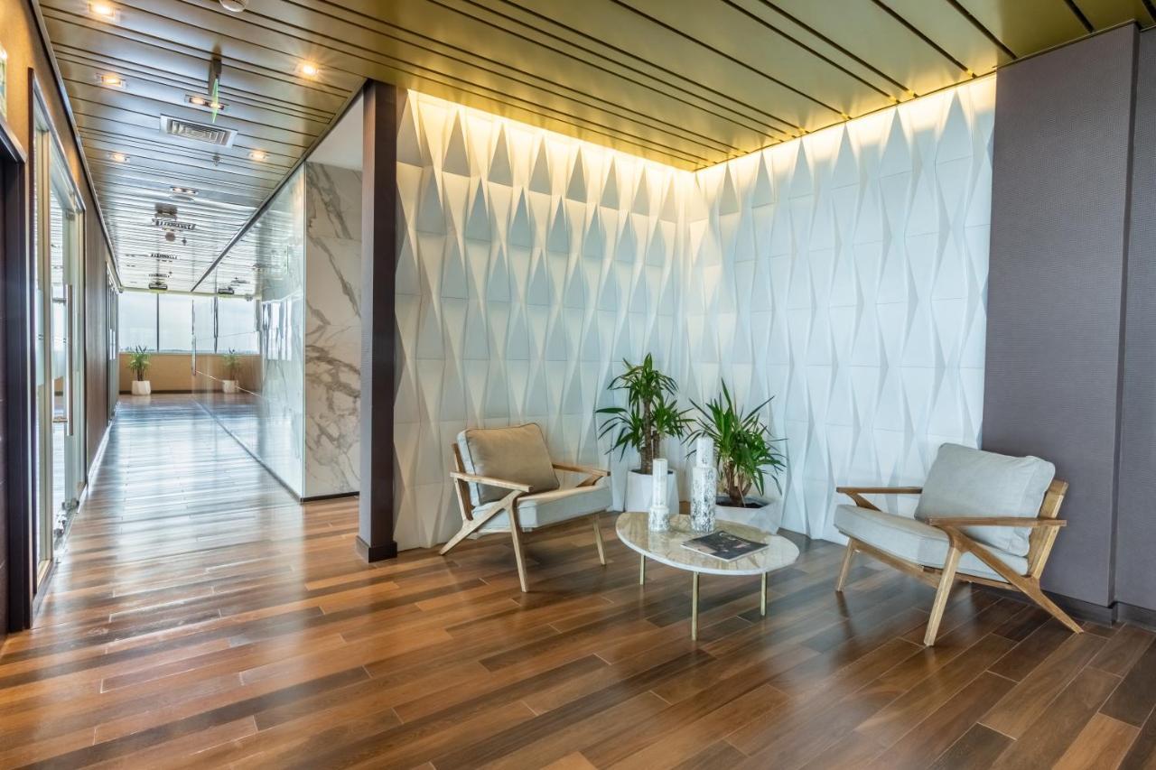 Mds Hotel Chillán Exterior foto The interior of the 1000 sqm. office of the company in the 10th floor of the 1000 sqm. building of the World Trade Center in Panama City.